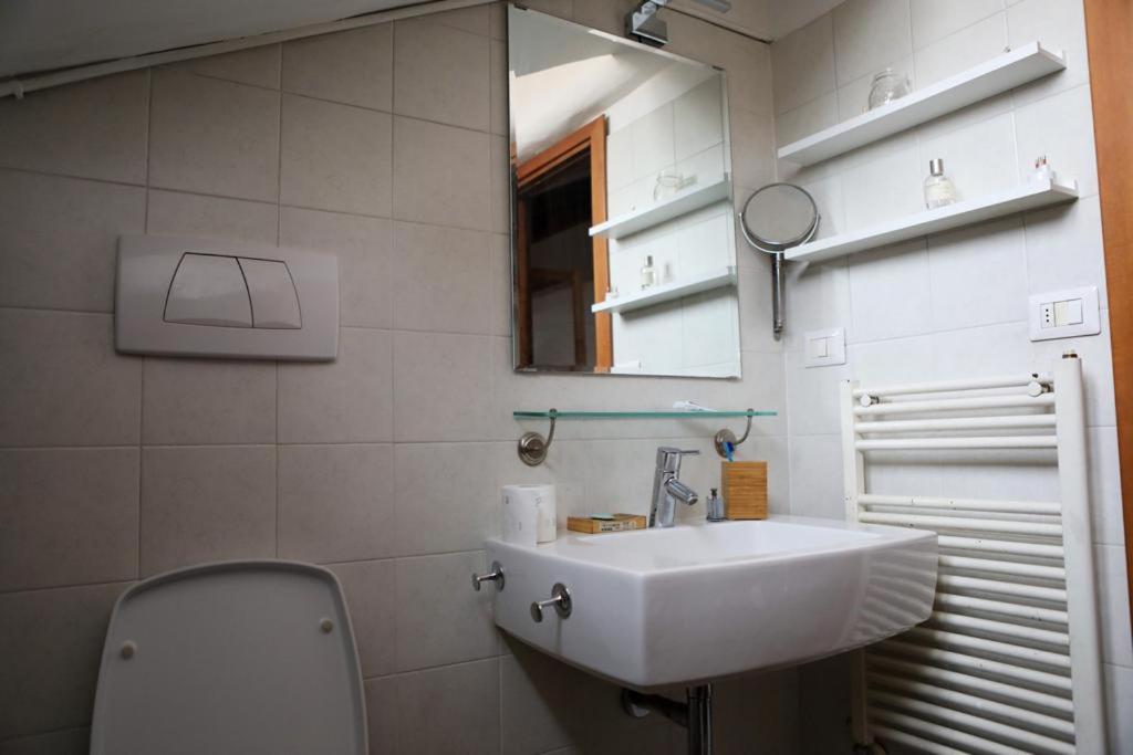 L'arche Comfort&relax - Yellow House Di Viale Certosa * Milan
